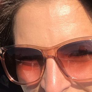 Meet your Posher, Dana